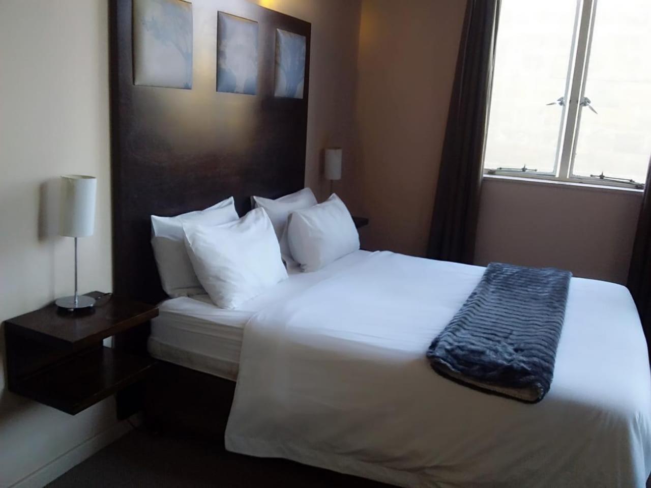 Mabungubwe Hotel Apartments - Home Away From Home โจฮันเนสเบิร์ก ภายนอก รูปภาพ